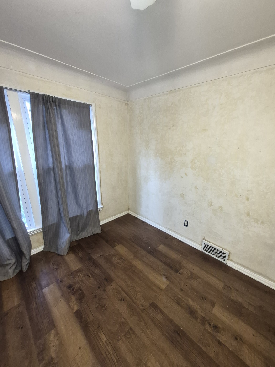 Interior Painting in Cedar Road, photo 5